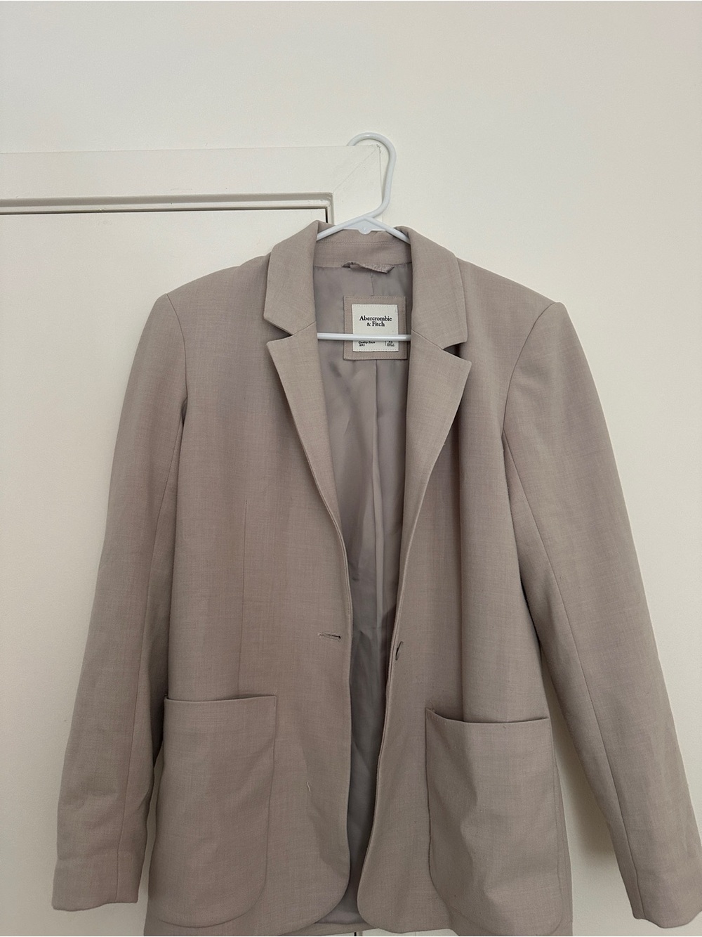 Abercrombie & Fitch Women's Light Taupe Single-Breasted Blazer
